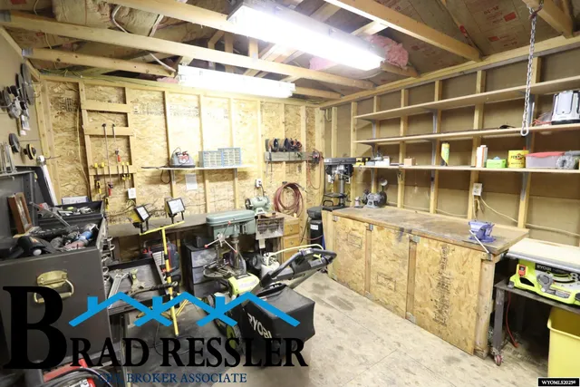 $328,000 | 3350 Stagecoach Drive, Casper, WY 82604