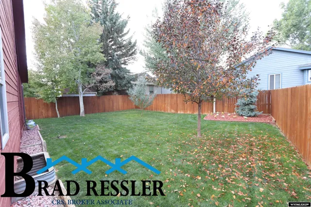 $328,000 | 3350 Stagecoach Drive, Casper, WY 82604