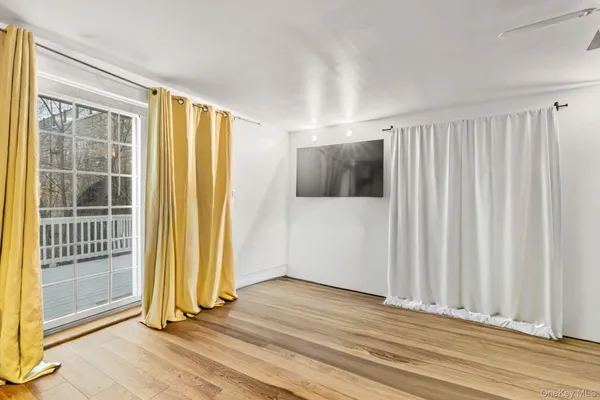 $749,999 | 7-2 Wells Park Drive, Yonkers, NY 10705