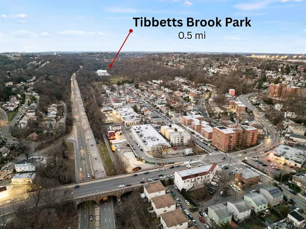 $749,999 | 7-2 Wells Park Drive, Yonkers, NY 10705