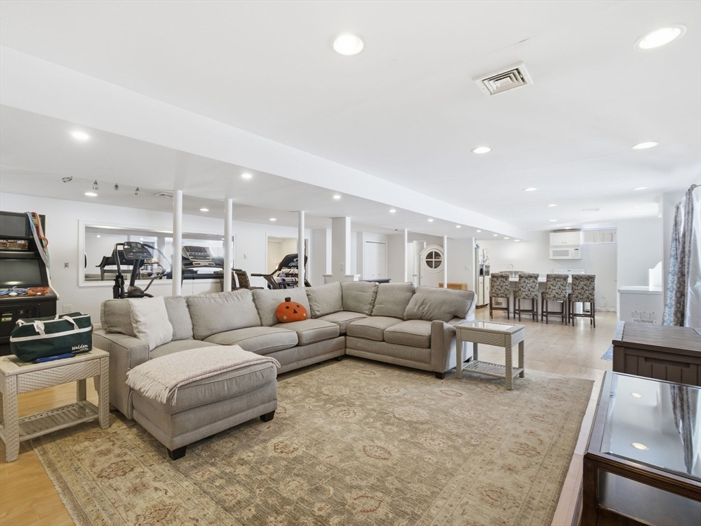 96 Dascomb Road Andover, MA 01810 - Photo 25 of 37