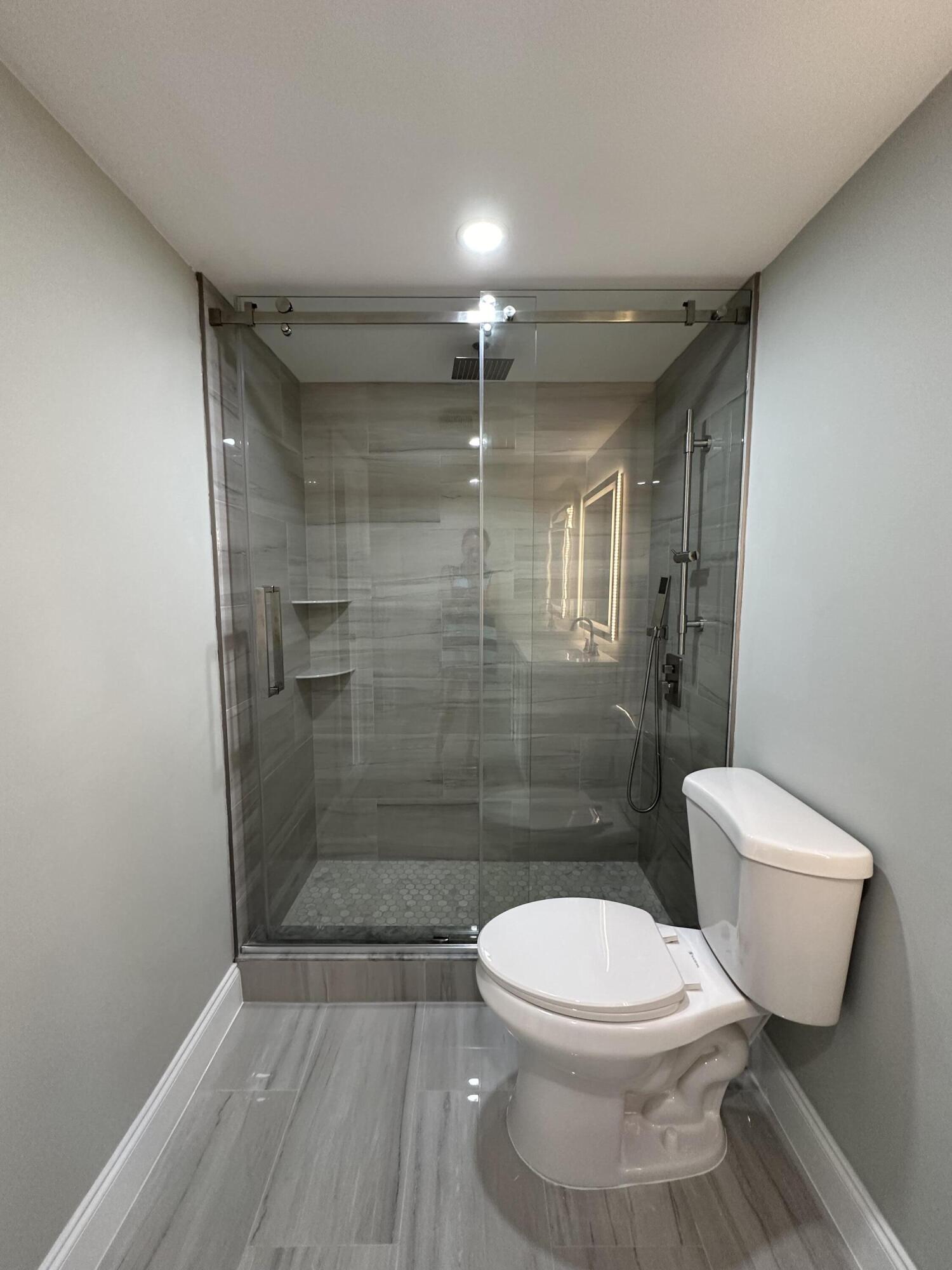 2022 Lincoln B Boca Raton, FL 33434 - Photo 13 of 31 IMG_3161