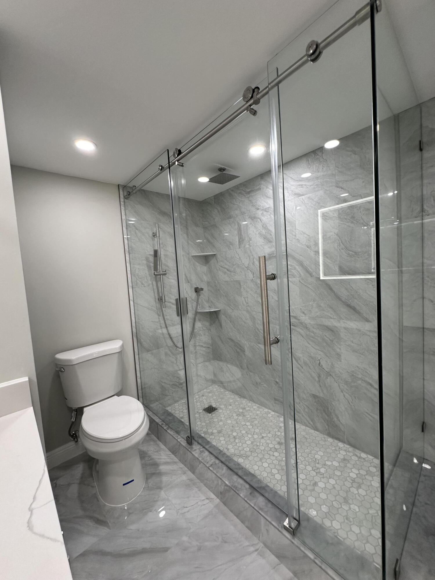 2022 Lincoln B Boca Raton, FL 33434 - Photo 19 of 31 IMG_3153