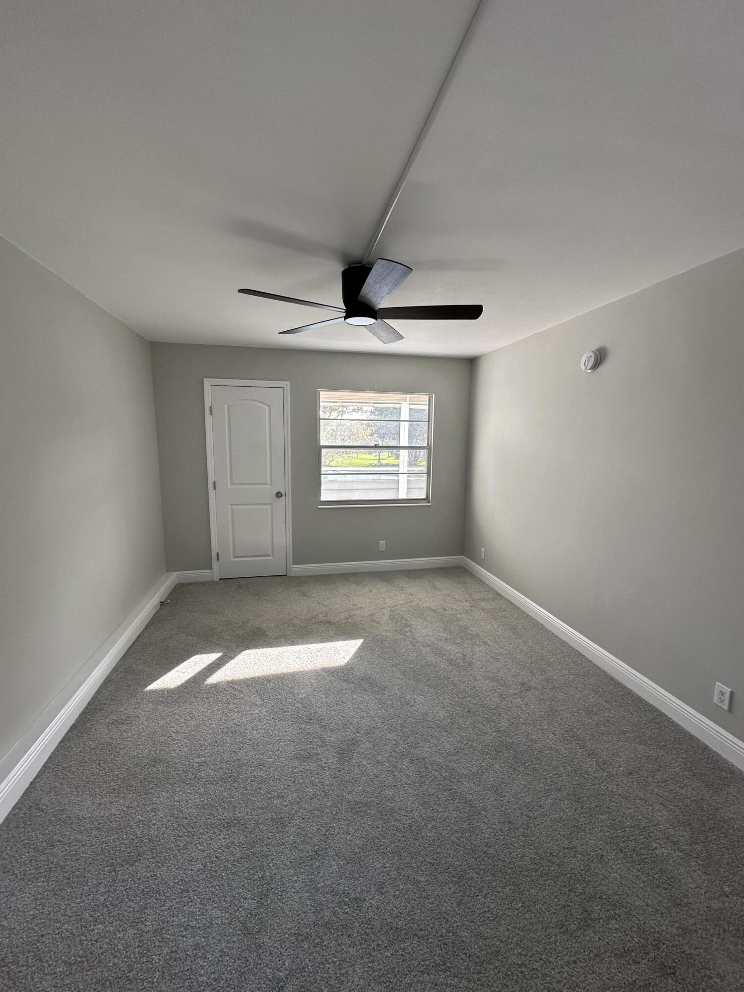 2022 Lincoln B Boca Raton, FL 33434 - Photo 22 of 31 IMG_3158