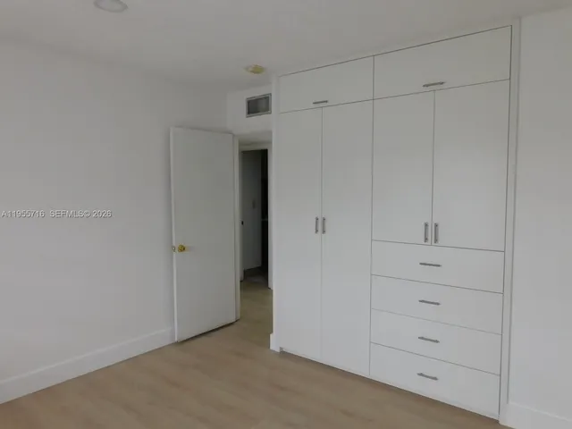 $2,350 | 13707 Southwest 91st Court, Unit 251, Miami, FL 33176