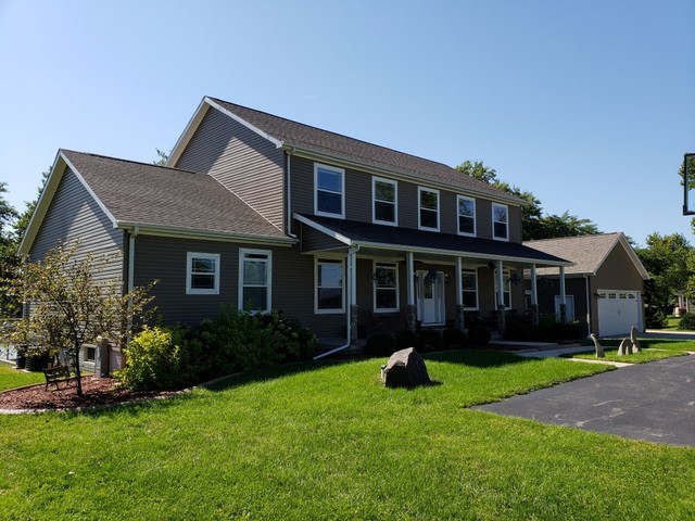 2402 Shoreline Heights Road Sterling, IL 61081 - Photo 2 of 47