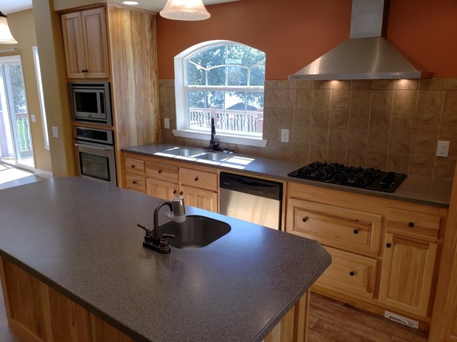 2402 Shoreline Heights Road Sterling, IL 61081 - Photo 16 of 47