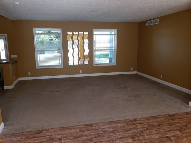 2402 Shoreline Heights Road Sterling, IL 61081 - Photo 23 of 47