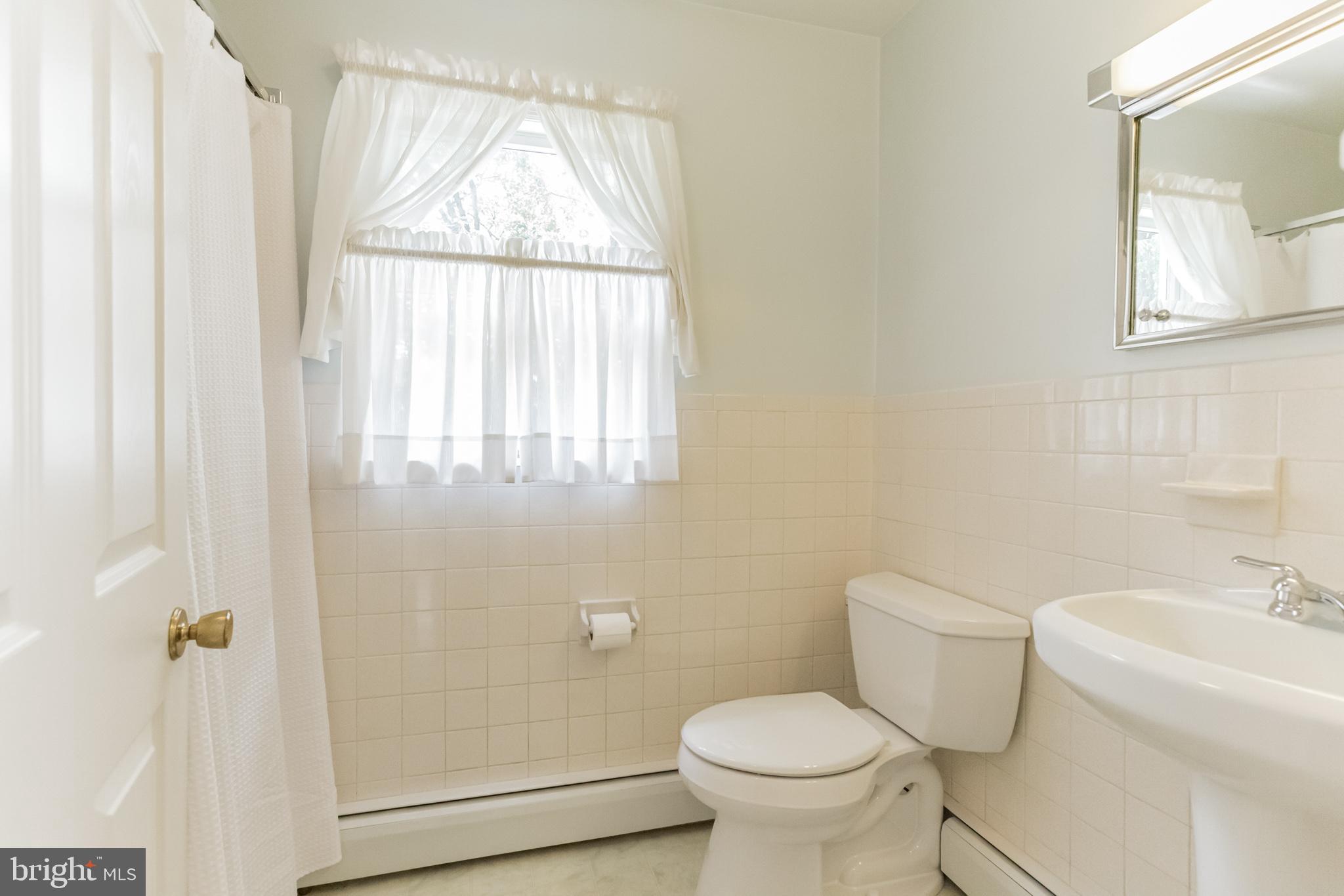 209 Paschall Mill Road West Grove, PA 19390 - Photo 23 of 30 Bathroom