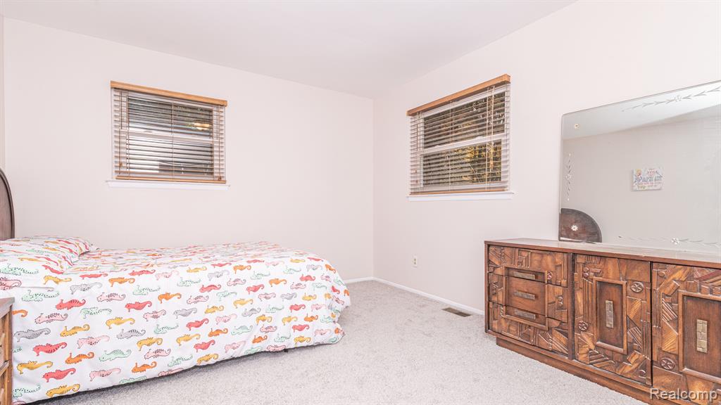 3533 Brighton Road Howell, MI 48843 - Photo 22 of 50