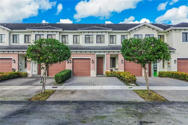 $575,000 | 12785 Southwest 131st Terrace, Miami, FL 33186