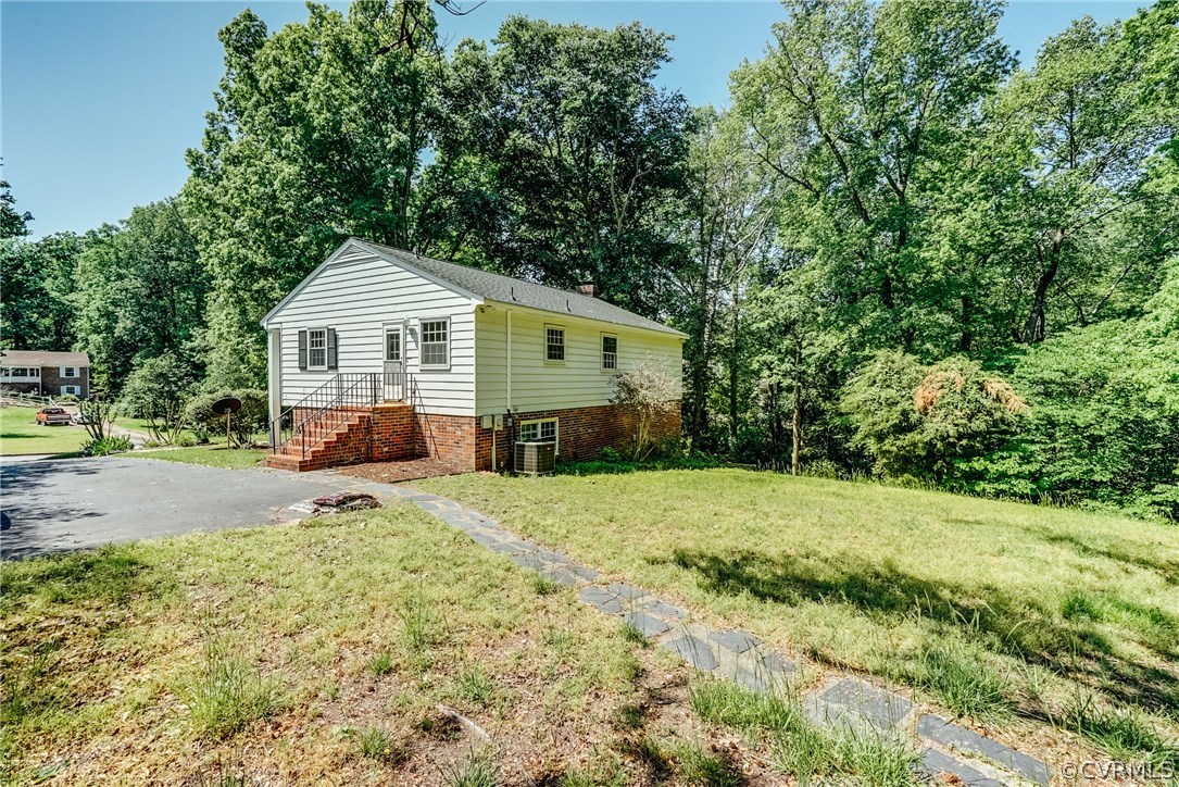 4202 Redbank Road Sandston, VA 23150 - Photo 8 of 38 Gallery Image 8