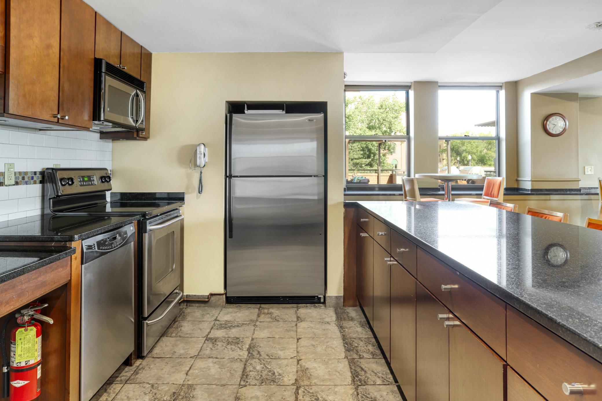 401 South 1st Street, Unit 902 Minneapolis, MN 55401 - Photo 33 of 42