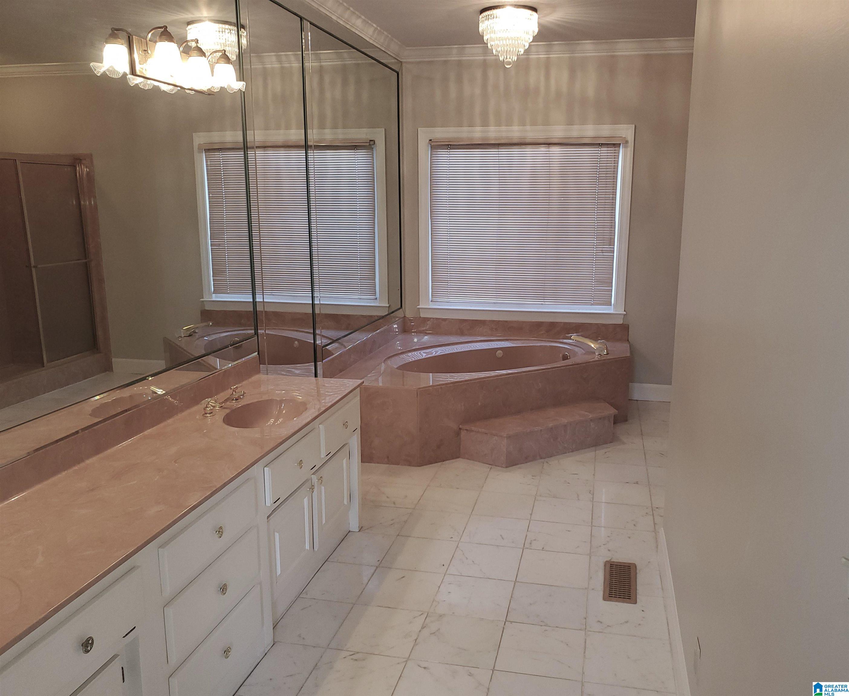 520 Meadow Ridge Circle Birmingham, AL 35242 - Photo 23 of 42