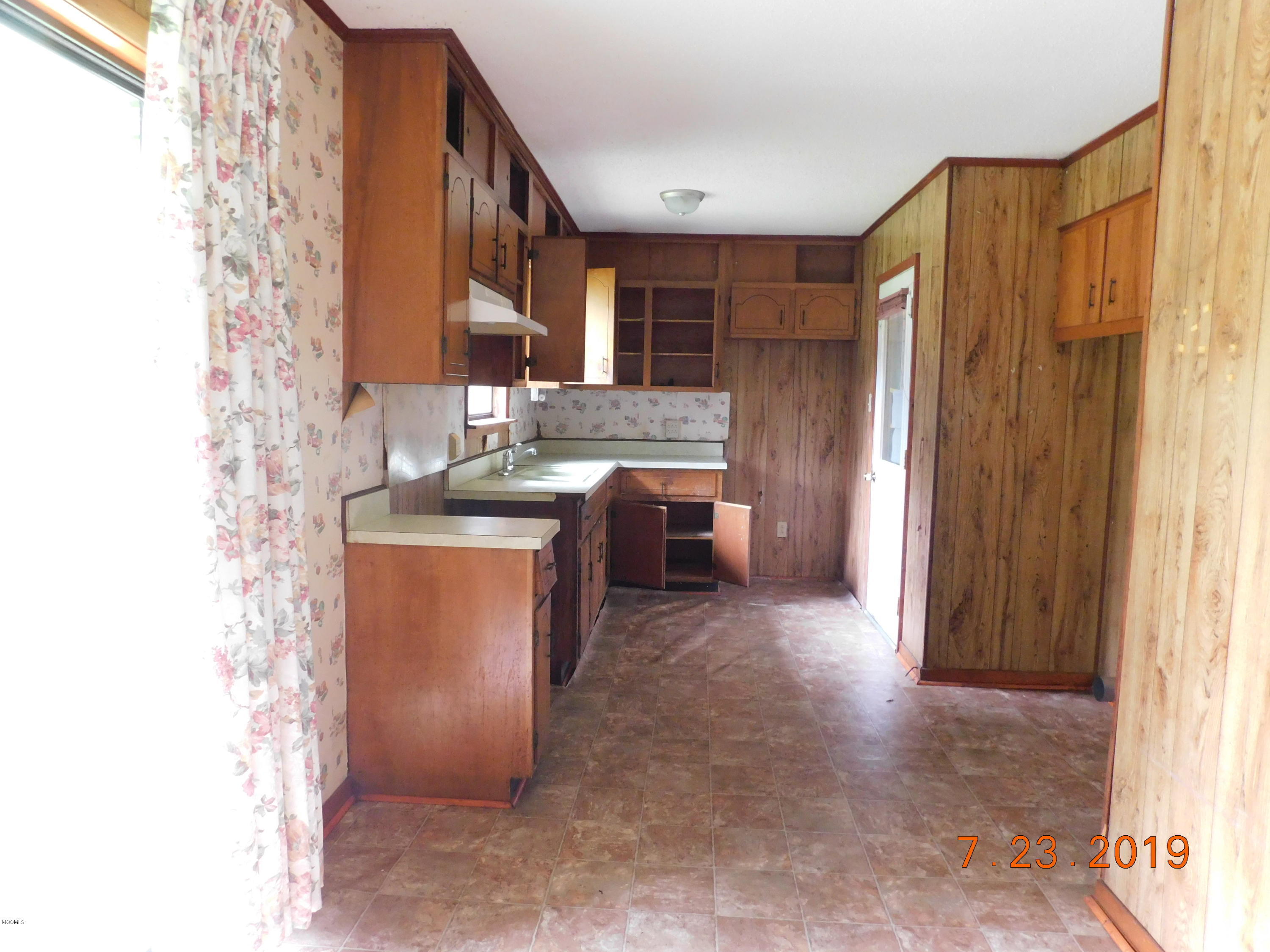 15 Chattman Road Wiggins, MS 39577 - Photo 4 of 11 dscn3259