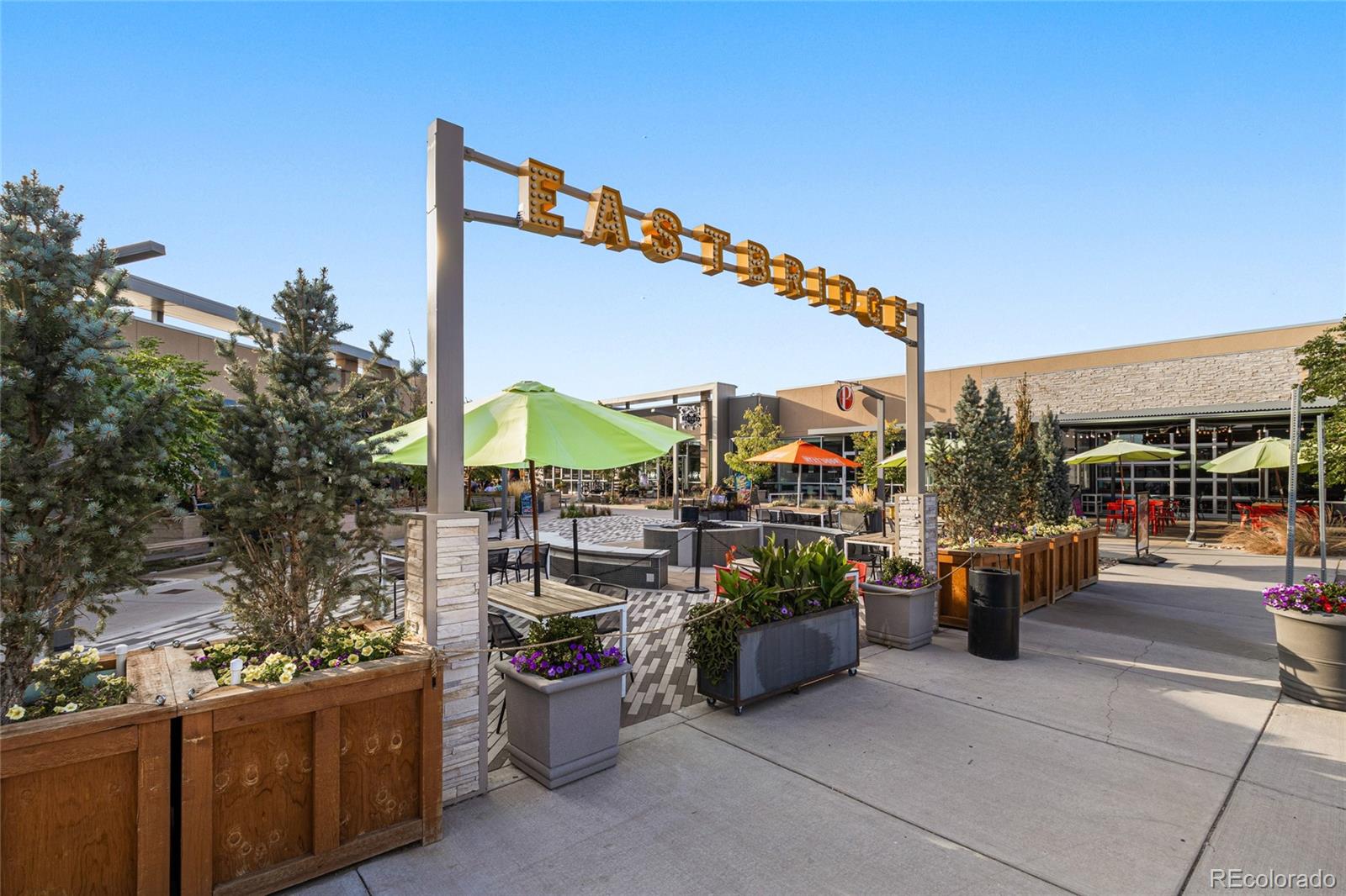 2057 Ironton Street Aurora, CO 80010 - Photo 30 of 38