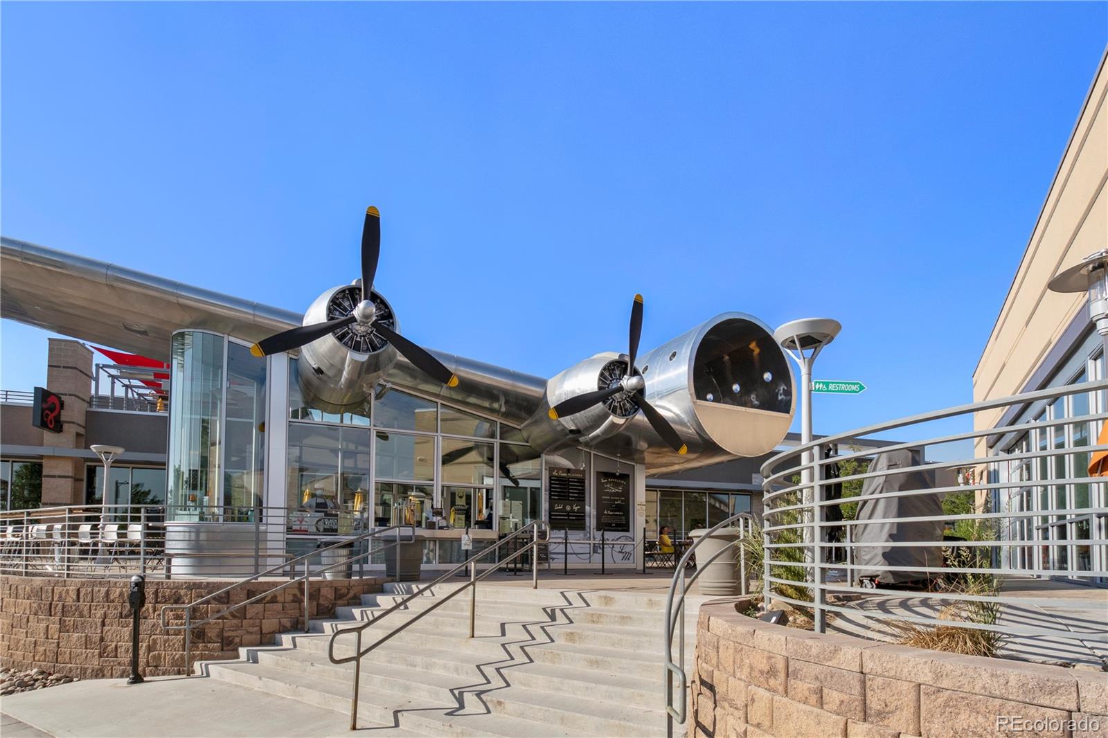 2057 Ironton Street Aurora, CO 80010 - Photo 31 of 38