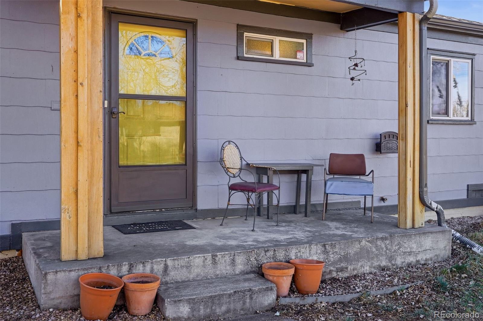 2057 Ironton Street Aurora, CO 80010 - Photo 7 of 38