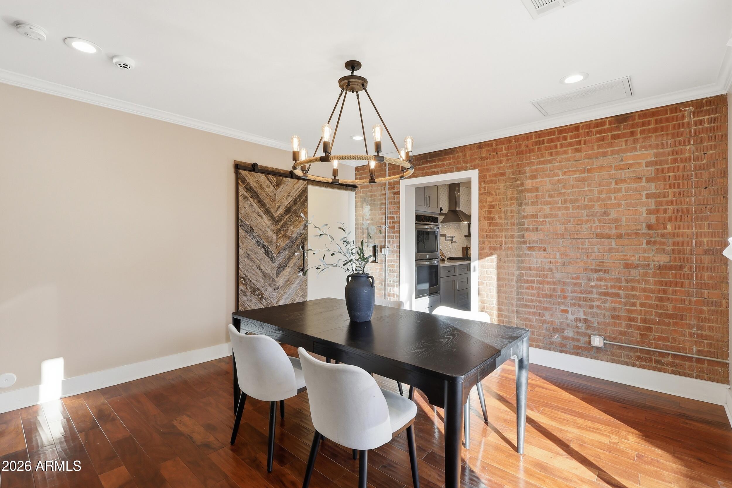 1123 East Coronado Road Phoenix, AZ 85006 - Photo 4 of 37 11_img_6119