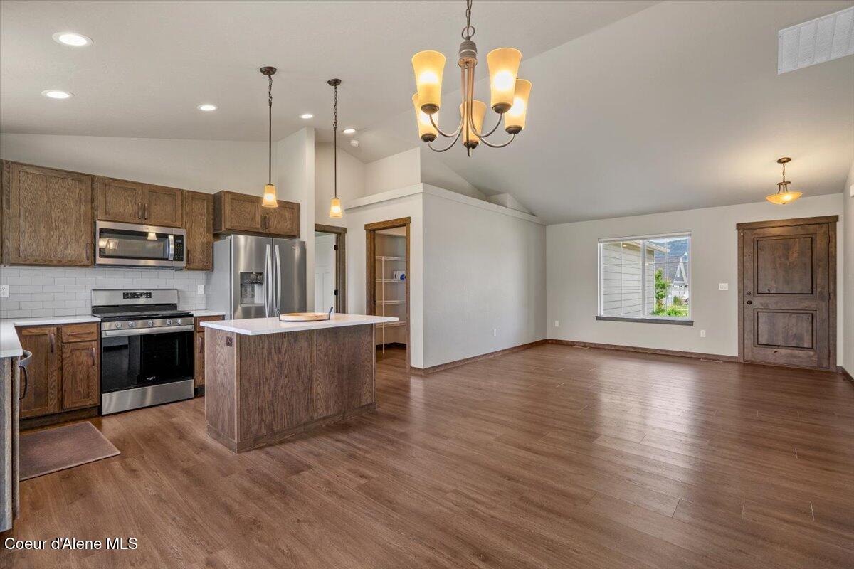 8544 West Seed Avenue Rathdrum, ID 83858 - Photo 16 of 41 16-Dining Room