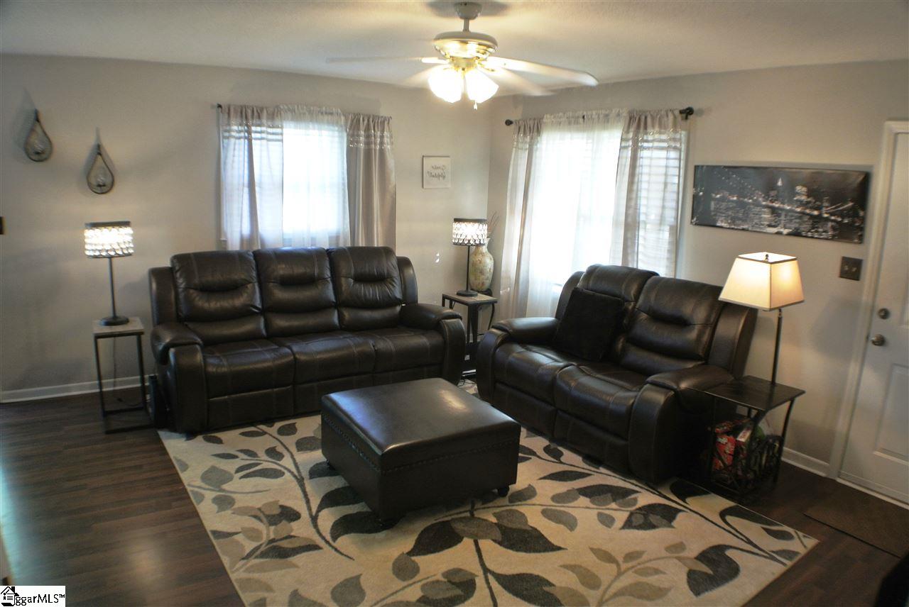 101 McKinley Drive Inman, SC 29349 - Photo 5 of 22 Gallery Image 5