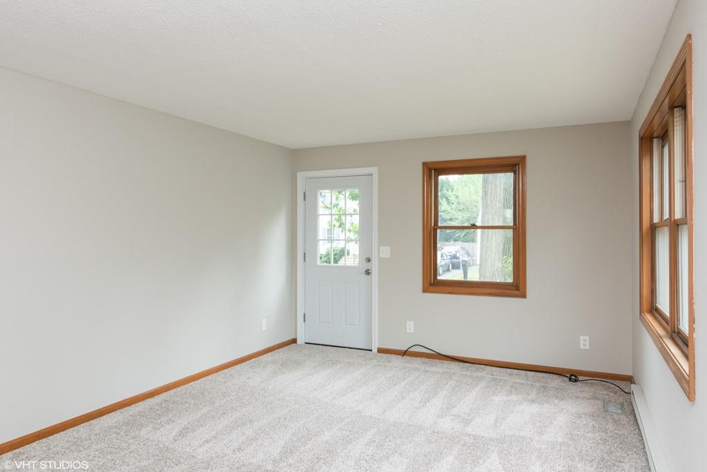 82 Fargo Street Springfield, MA 01119 - Photo 7 of 18