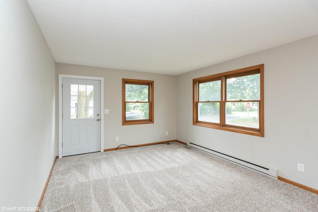 82 Fargo Street Springfield, MA 01119 - Photo 8 of 18