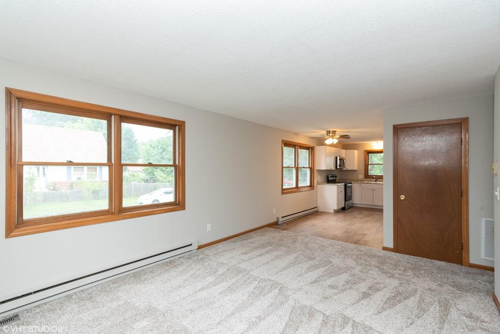 82 Fargo Street Springfield, MA 01119 - Photo 9 of 18