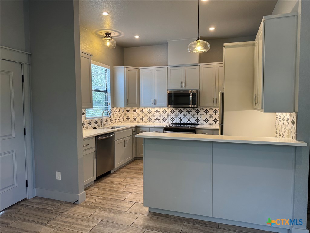 290 Hugo Road San Marcos, TX 78666 - Photo 6 of 21