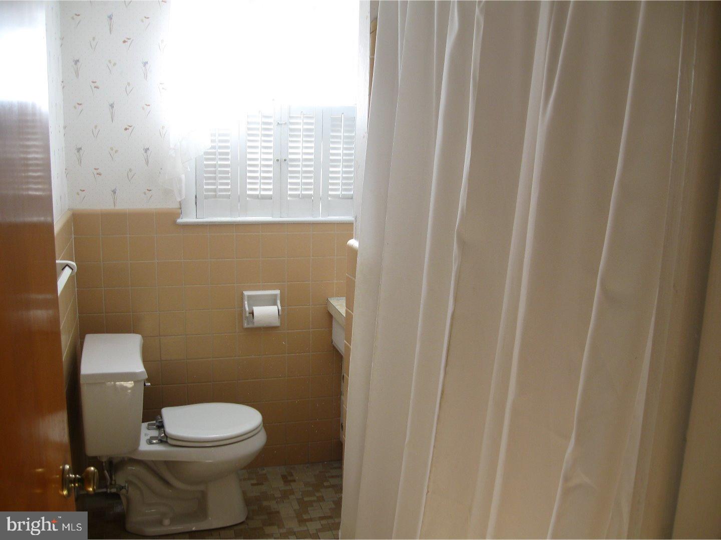 3127 Octagon Avenue Sinking Spring, PA 19608 - Photo 13 of 19 Gallery Image 13