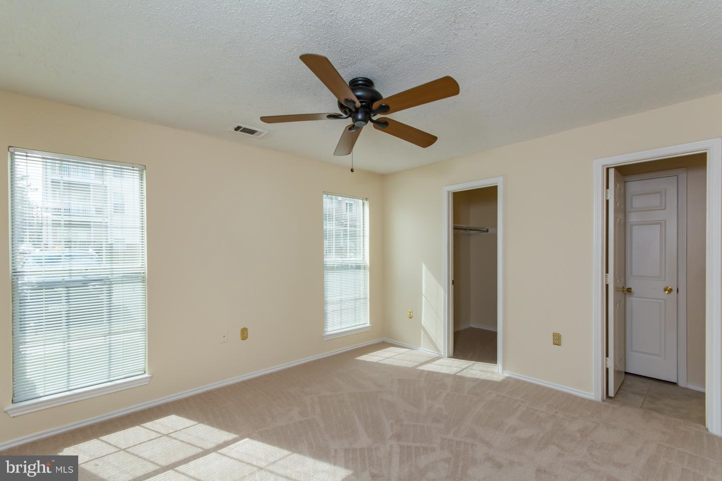 20960 Timber Ridge Terrace, Unit 102 Ashburn, VA 20147 - Photo 8 of 19 Bedroom (Master)