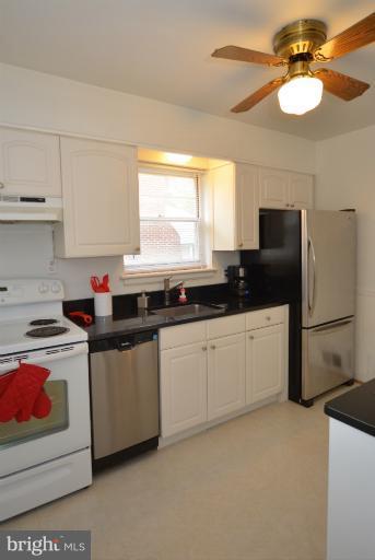 2205 Darrow Street Silver Spring, MD 20902 - Photo 16 of 21 Kitchen