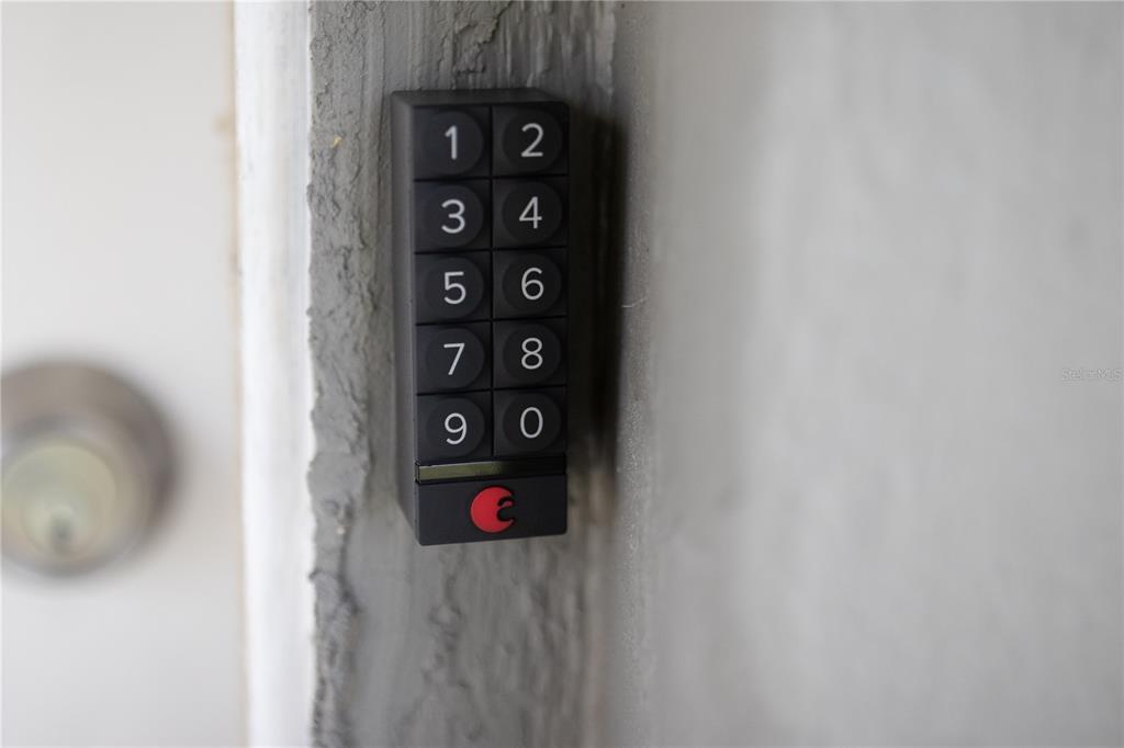 123 Oconee Street Lakeland, FL 33805 - Photo 3 of 25