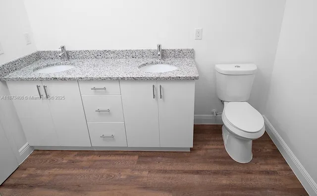 $2,250 | 8007 Vega Court, LaBelle, FL 33935