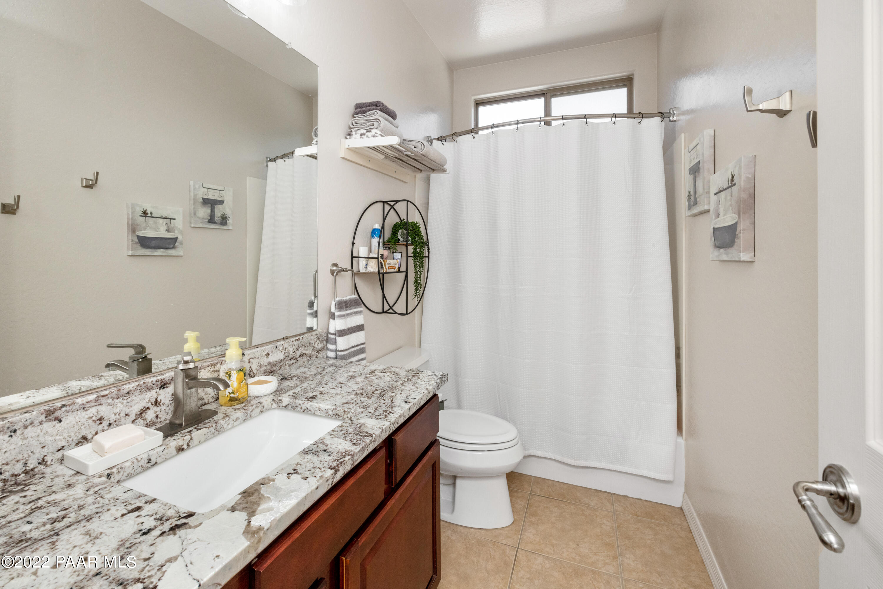 1179 Rigo Ranch Road Prescott Valley, AZ 86314 - Photo 13 of 19 013_Bathroom