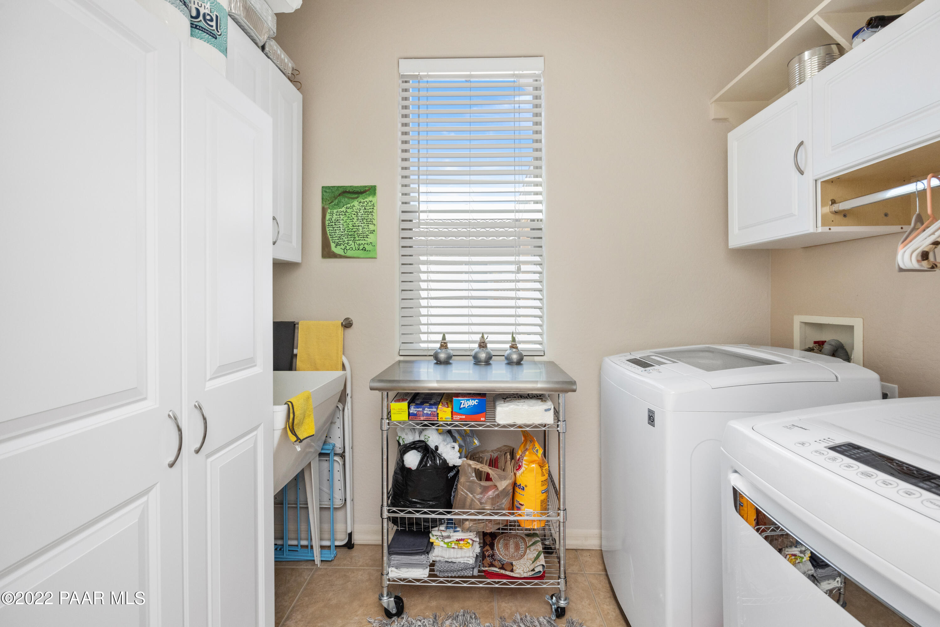 1179 Rigo Ranch Road Prescott Valley, AZ 86314 - Photo 15 of 19 015_Laundry Room
