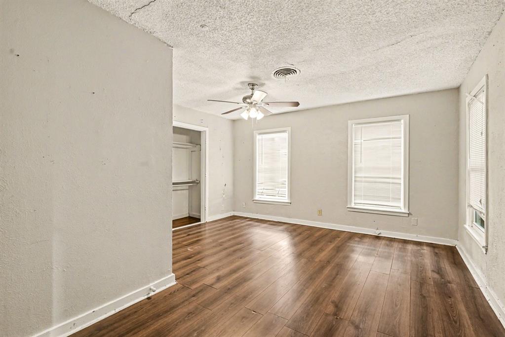 5025 Langley Road River Oaks, TX 76114 - Photo 8 of 15