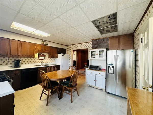 $130,000 | 156 West Washington Avenue, Elmira, NY 14901