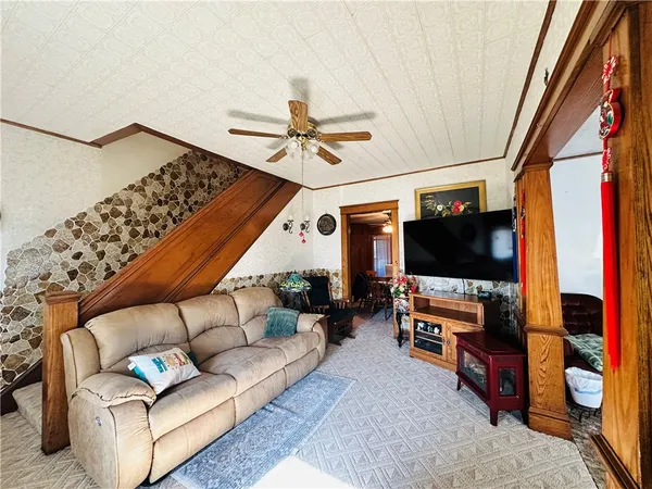 $130,000 | 156 West Washington Avenue, Elmira, NY 14901