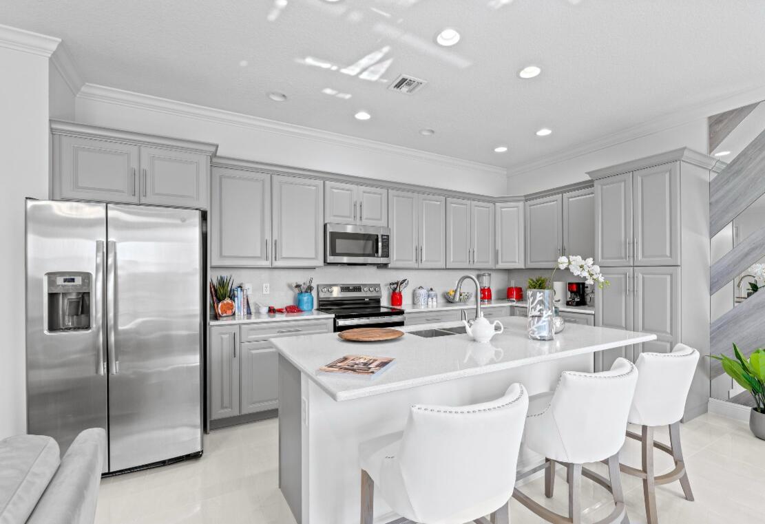 5556 Starfish Road The Acreage, FL 33470 - Photo 6 of 34 Kitchen