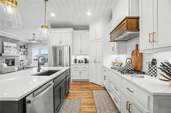 $700,000 | 16590 Northwest 124th Street, Platte City, MO 64079