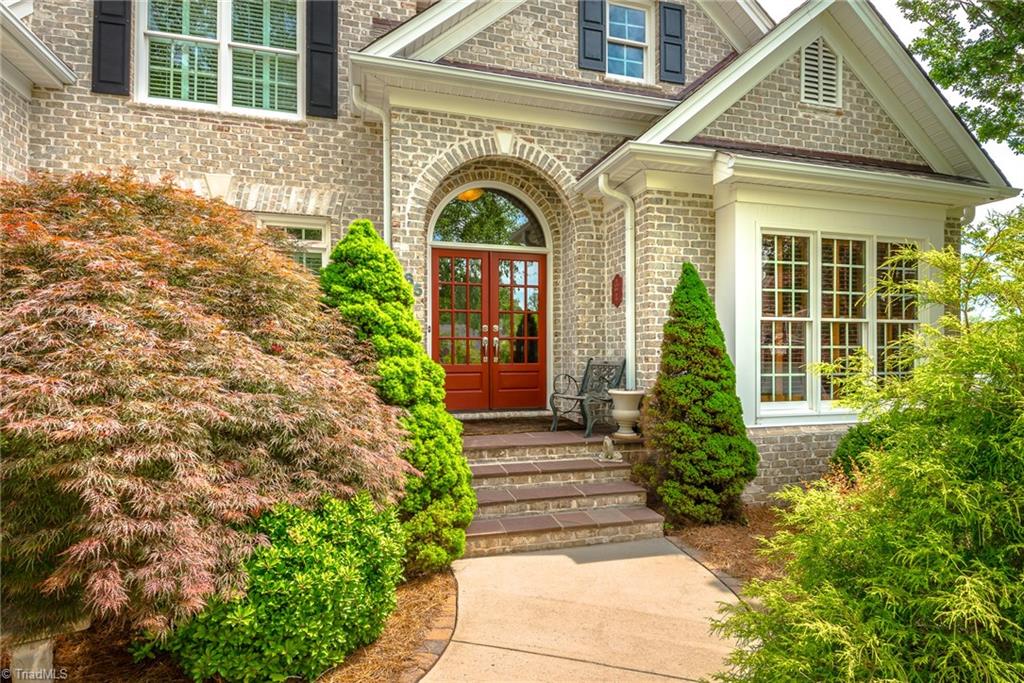 165 Windrush Road Winston-Salem, NC 27106 - Photo 2 of 30