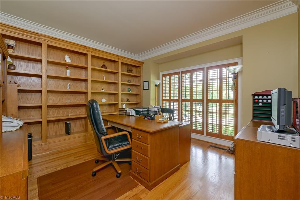 165 Windrush Road Winston-Salem, NC 27106 - Photo 7 of 30