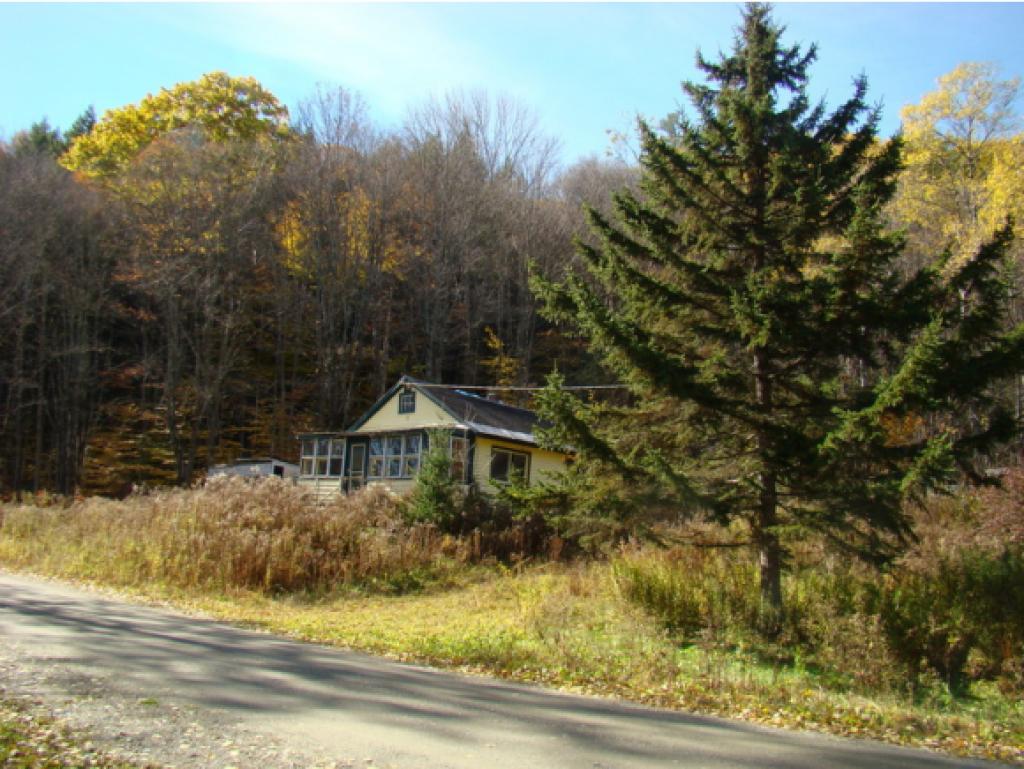 86 Holbrook Road Whitingham, VT 05342 - Photo 2 of 12