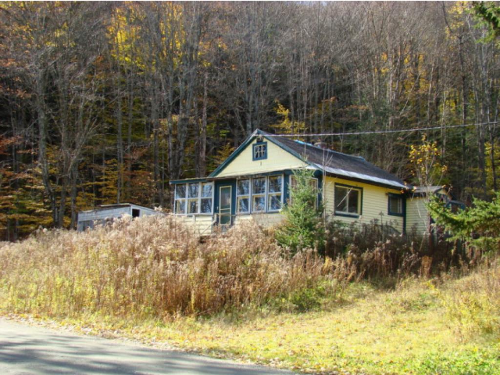 86 Holbrook Road Whitingham, VT 05342 - Photo 3 of 12