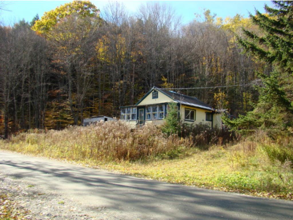 86 Holbrook Road Whitingham, VT 05342 - Photo 4 of 12