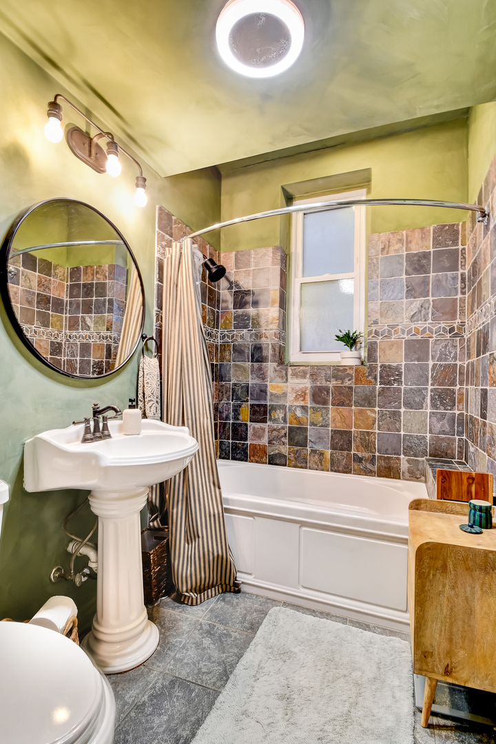 1447 West Warner Avenue, Unit 2W Chicago, IL 60613 - Photo 19 of 27