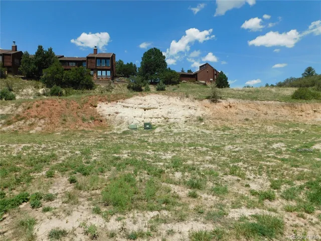 a view of a lake with houses