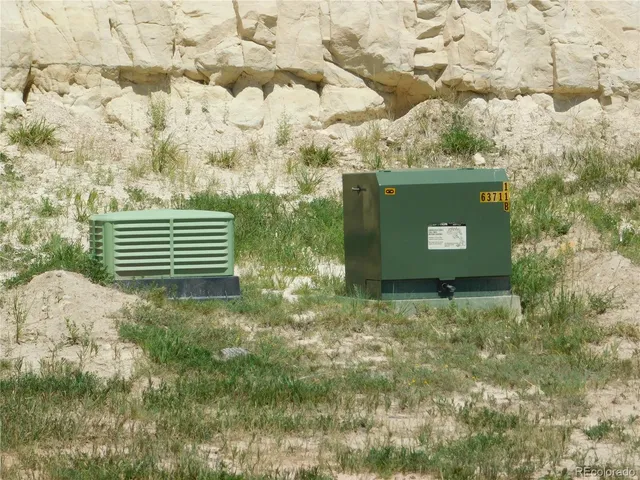 a view of a house with a big yard