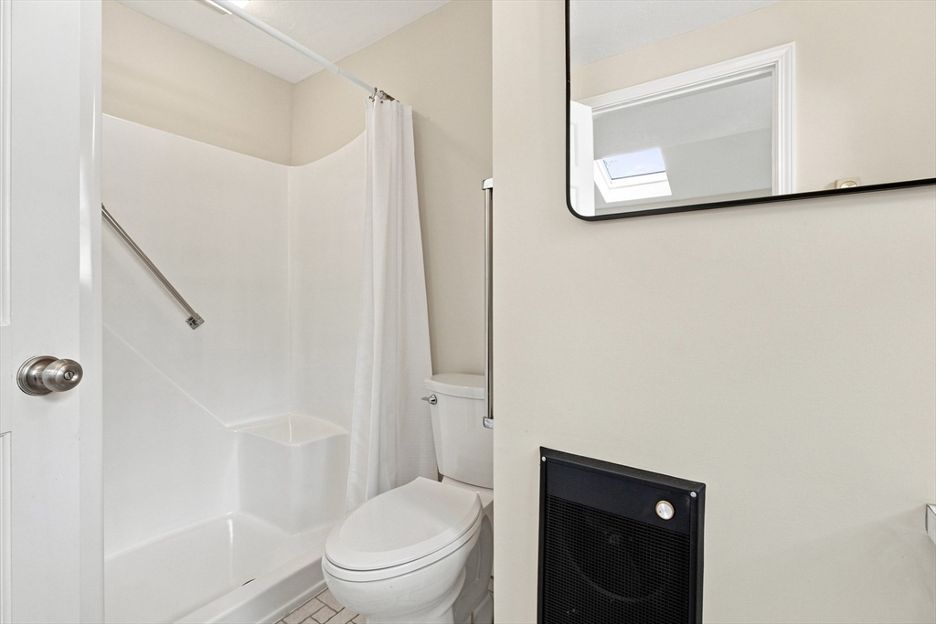 31 Barnard Road Worcester, MA 01605 - Photo 16 of 41 Gallery Image 16